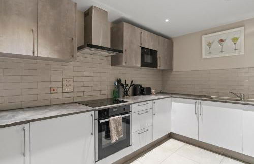 Solihull Flat For 2 with Fast WiFi with Free Secured Parking - Foto 2