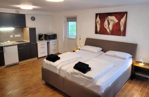 idylischer Bachplatz - Foto 8