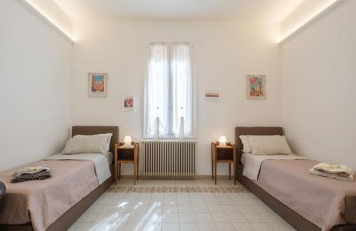 Brand New !!! Ancient BOLOGNA Centrale LIBERTY Style Completely RENOVATED 2025 - Photo 30