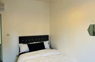 Modern 2 Bedroom Apt Derby City - Foto 18