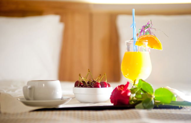 Lotus Hotel Apartments - Photo 22