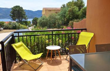 F2 pieds dans l'eau - Foto 1