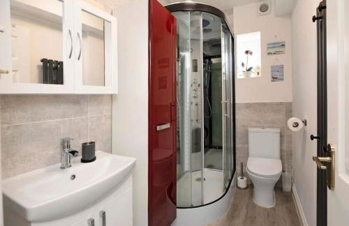 Beach Front Flat Shaldon with Parking - Foto 31