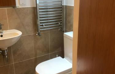 Studio-1-Staines/Heathrow/London-own entrance - Foto 15