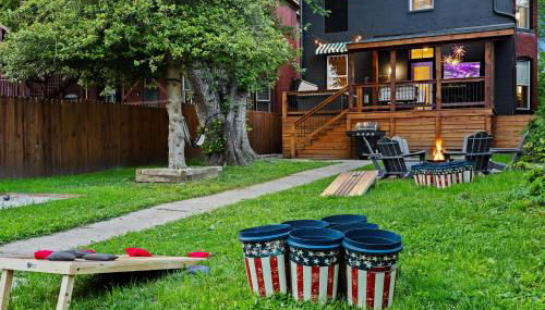 Gatsby House Mansion w Game Lounge & Hot Tub - Foto 3