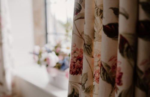 Manor Estate - Two Accommodation Wings - Sleeps 14 - Foto 69