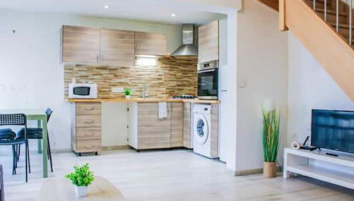 Maison familiale avec extérieur - Photo 5