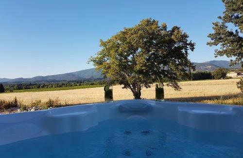 Mas de Caractère en Provence 'White 212' avec SPA privatif - Foto 1