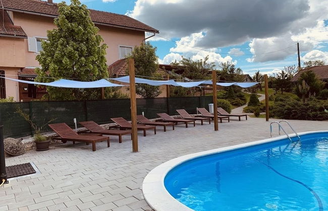 Mar - With Pool - R6 - Foto 11