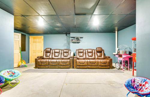 Private Deck and Fire Pit Adirondack Family Home - Foto 26