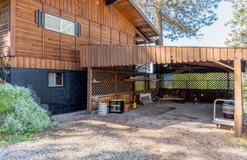 Hilltop Hideaway - Photo 34