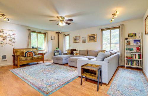 Fire Pit and Mountain Views Outdoorsy PNW Escape - Foto 4