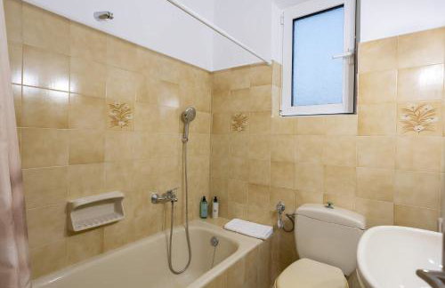 Valira Stathmos Home, Rustic Charm Cottage w Views - Foto 20