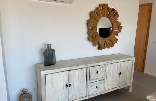 Beautiful penthouse with pool and wonderful beach view - Photo 18