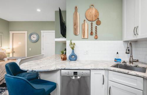 Primrose Studio 1BR Studio near Downtown Beaches Wineries - Photo 16