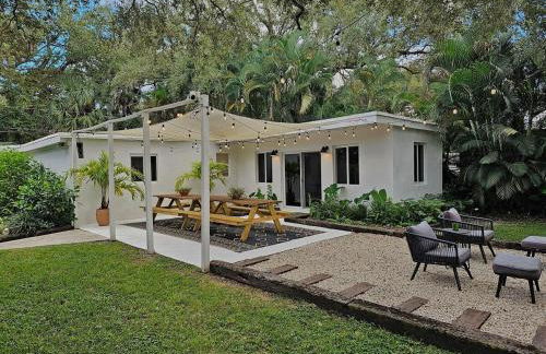 -Disco Bungalow- One third mile to FTL Marine Center - Foto 6