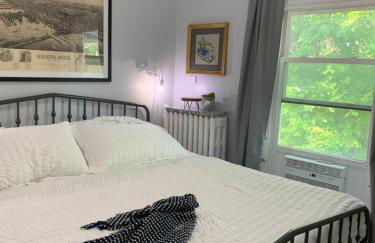 Whole House with Lake and Lift Bridge Overlook for 10 Guests - Foto 51