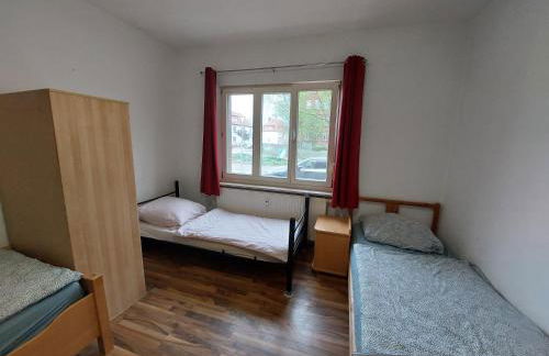 Preiswerte FW für 1 bis 6 Monteure - Foto 4