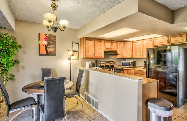 4 BR Country Home In Suburbs W/trails & Parks - Foto 18