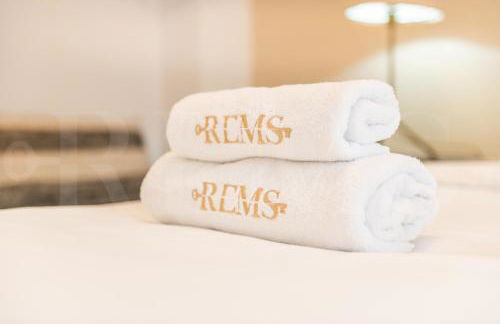 Comfortable apartment near the center by REMS - Photo 24