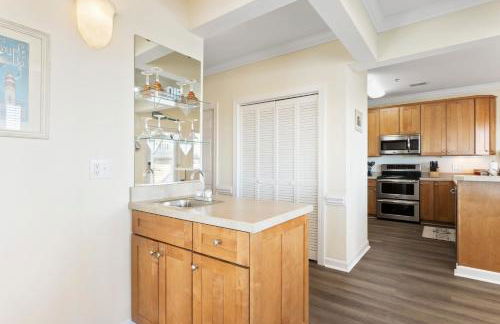 Oceanview 4BR/4BA Condo, Steps to Beach/Pool - Foto 18