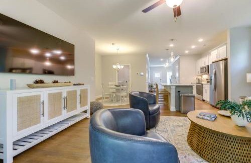 Townhome with Pool! 7 Mi to Ocean Isle Beach - Foto 1