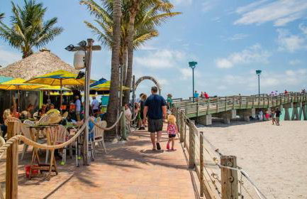 Private, cozy, beach guest-suite C - Photo 18