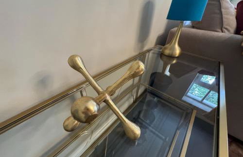 Elegant One Bedroom Apartment in Central London - Photo 3