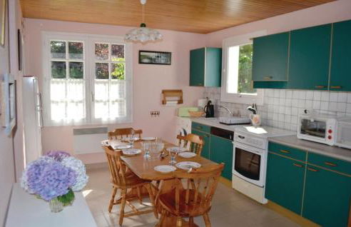 Nice Home In Pleuven With Wifi - Foto 8