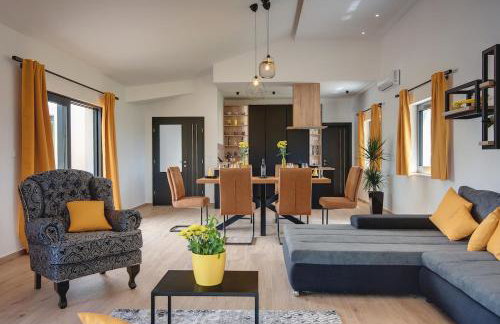 Radola residence by Radola family - Photo 20