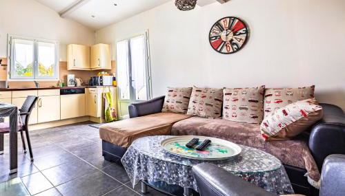 Maison Agréable avec Jardinet - Foto 4