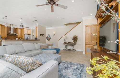 Villa Hibiscus-Waterfront-Free Heated Pool-Dock-Bikes-Other Amenities - Photo 28