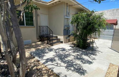 Close to All, Restfull, Cozy Duplex B in Downtown, UTEP, Hospitals - Foto 24