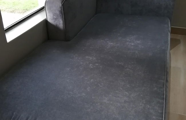 Room in B&B - Immaculate and Beautiful Chalet - Fully Equipped - Photo 4