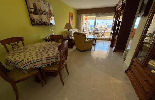 Penthouse w/ sea view, pool & beach - Foto 15