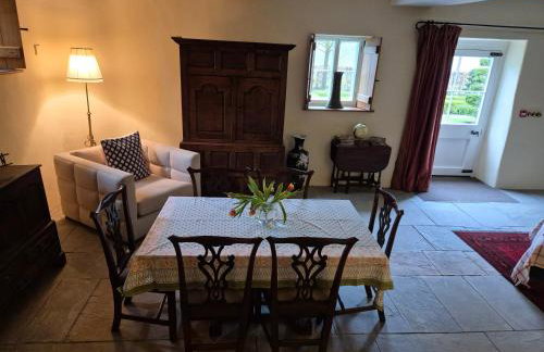 North Cottage - Photo 10