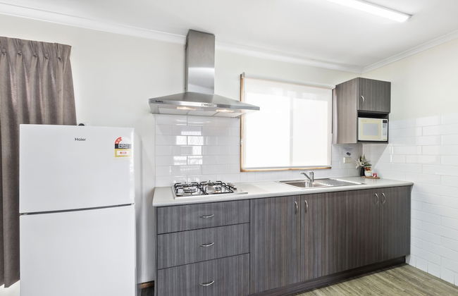 Central Caravan Park - Photo 12