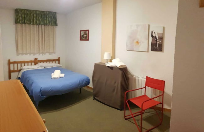 Todosierranevada Zona Baja Junto a los Telecabinas - Foto 33