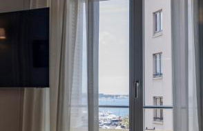 Apartments in the heart of Cannes - Photo 28