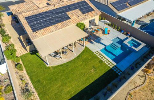 Near Downtown Palm Springs Home with Mountain Views - Foto 35