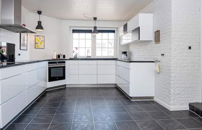 8 Person Holiday Home in Thyboron - Photo 7