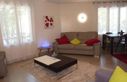 Lyon Superbe Appartement Parc Tête d'Or 95 M2 Clim Parking - Foto 17