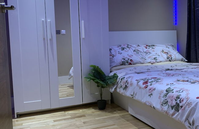 Charming 2-bed Apartment in Kingston Upon Thames - Foto 10