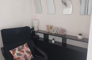 Studio avec jardinet et balcon idéalement situé - Foto 5