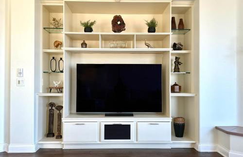 Modern Hilltop Retreat - Foto 31