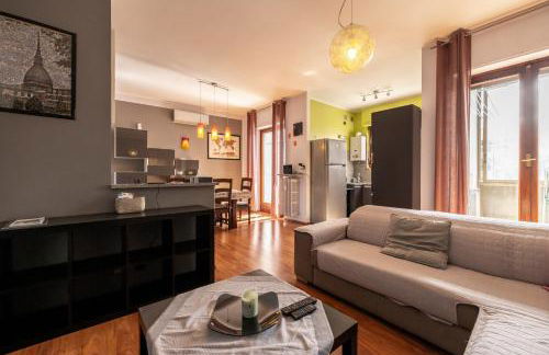 TURIN CENTER whit PRIVATE PARKING - Foto 25