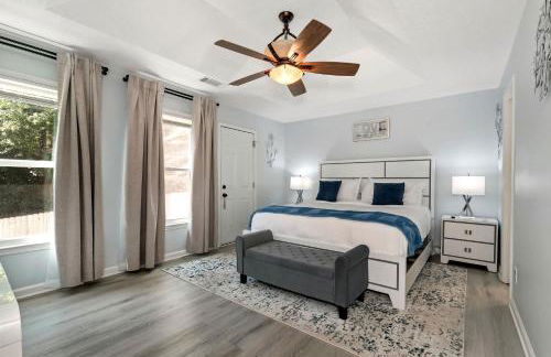 Spacious 5BR Family Retreat Near Mall of GA Sleeps 13 - Foto 17