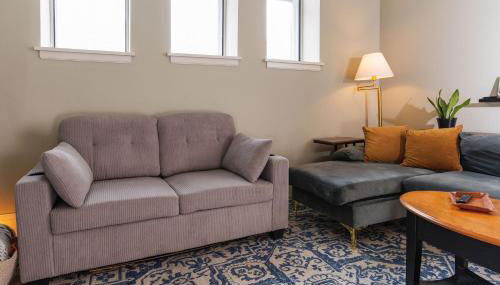 Downtown Modern 2BR Loft Apartment - Sleeps 8-9 - Foto 2