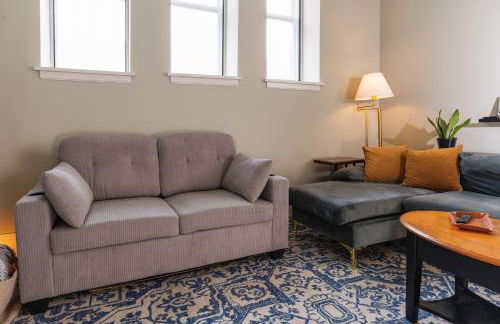 Downtown Modern 2BR Loft Apartment - Sleeps 8-9 - Foto 2