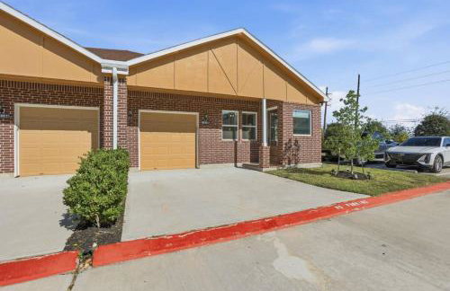 O14B Single-Story 2BR Townhome with King Beds Private Gym - Foto 4